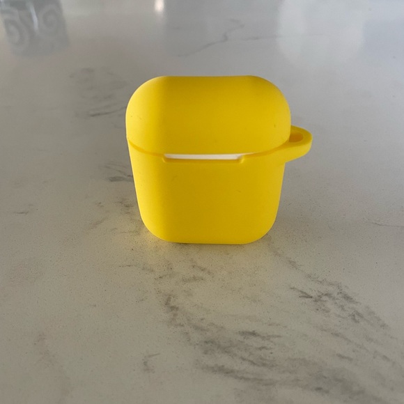 TWO PACK SILICONE FRENCH FRY YELLOW  AIRPODS CASE - Picture 9 of 9